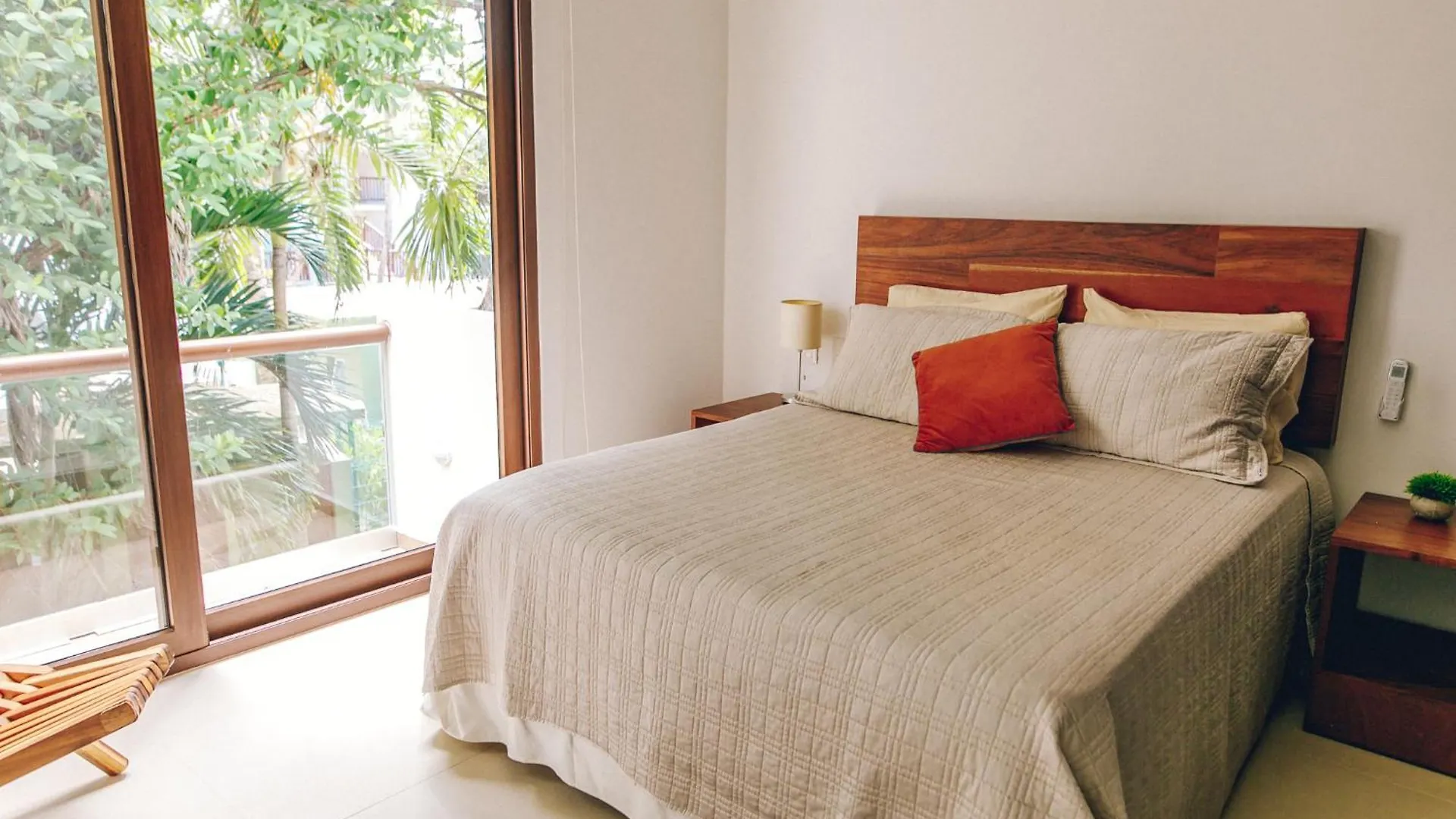 Beachside Bliss Modern 3Story Villa With Deck And Grill 艾库玛尔 0*,